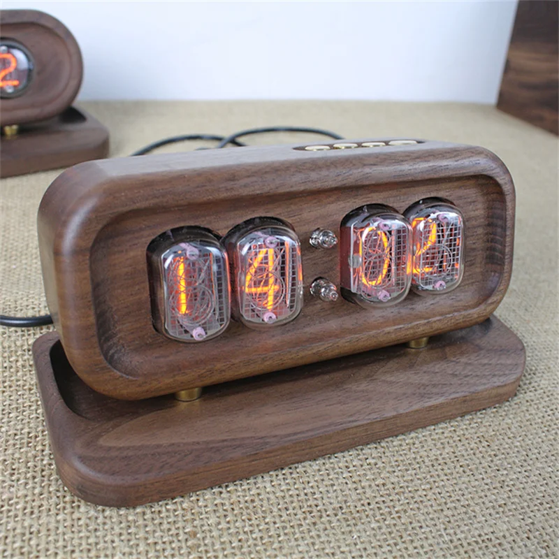 الجوز الأسود خشب متوهج ساعة أن - مراجعة Diy Electronics Desk وسعره